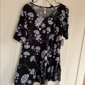 LulaRoe XL Perfect T